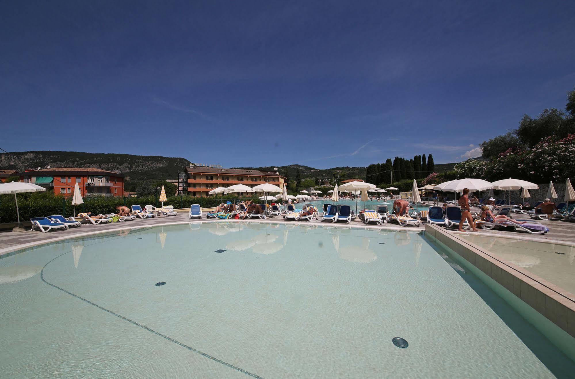 Hotel La Perla - Bike Hotel Garda  Esterno foto