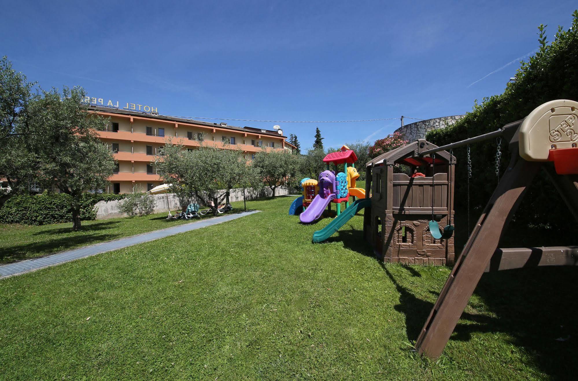 Hotel La Perla - Bike Hotel Garda  Esterno foto